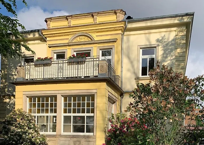 Helle Terrassenwohnung In Traumlage Von Dresden